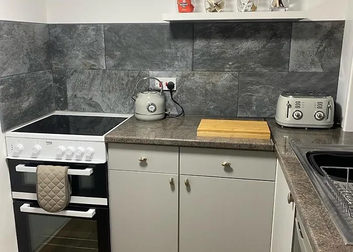 アパート The Lair *